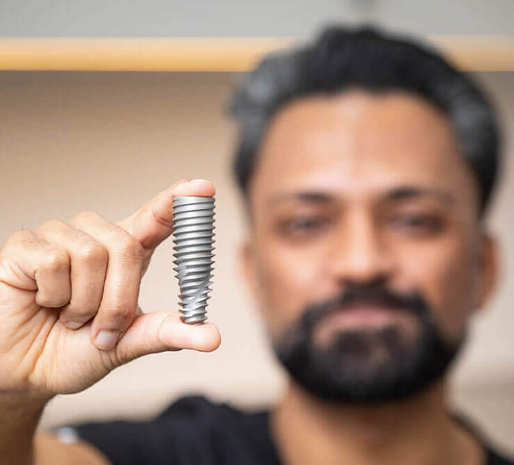 Dental Implants Brentwood, Essex - SmileHQ