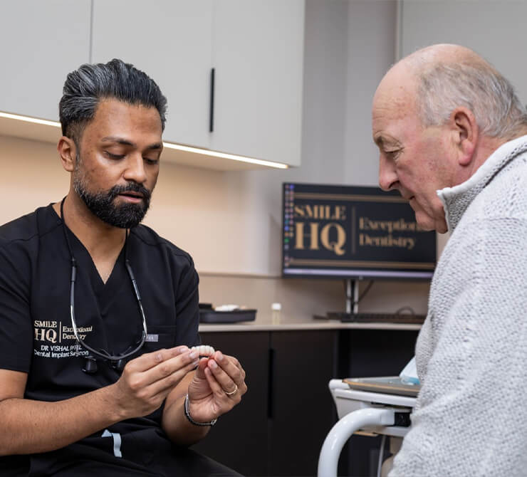 Implanted Dentures Brentwood, Essex - Smile HQ