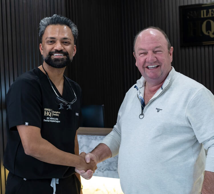 Implanted Dentures Brentwood, Essex - Smile HQ